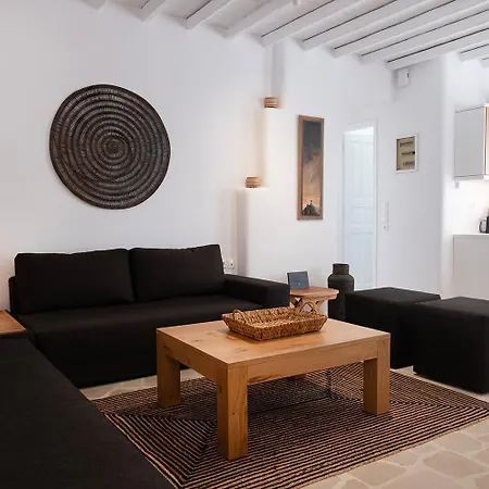 Mykonian Style W Shared Pool & Nighttime Security Guard Apartman *