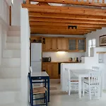 Mykonian Style W Shared Pool & Nighttime Security Guard Апартаменты