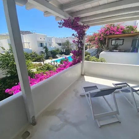 Mykonian Style W Shared Pool & Nighttime Security Guard Daire