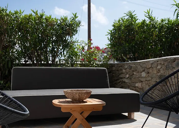 Mykonian Style W Shared Pool & Nighttime Security Guard * オルノス