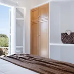 Apartment Mykonian Style W Shared Pool & Nighttime Security Guard