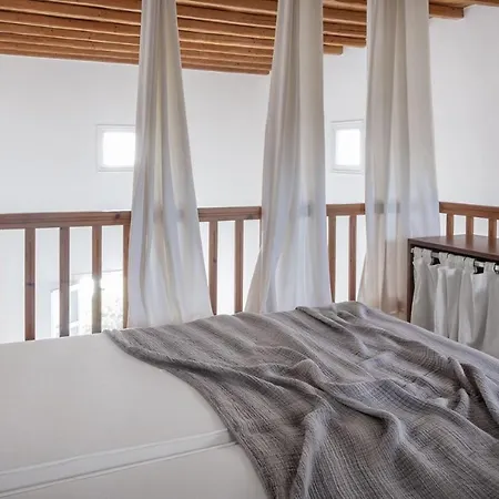 Mykonian Style Pool House 2 Ornos (Mykonos)