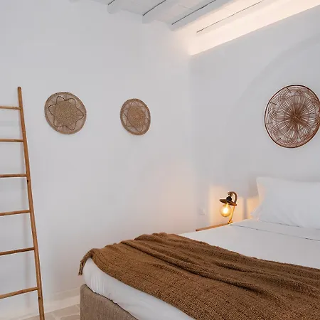 Mykonian Style W Shared Pool & Nighttime Security Guard Apartament