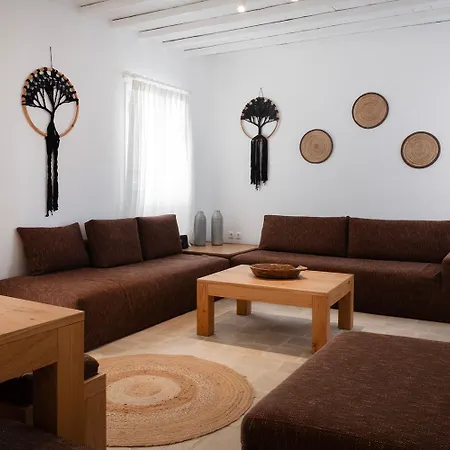 Apartament Mykonian Style W Shared Pool & Nighttime Security Guard *