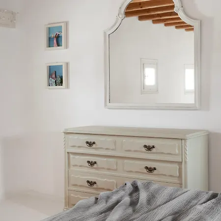Apartman Mykonian Style W Shared Pool & Nighttime Security Guard