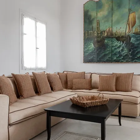 Mykonian Style W Shared Pool & Nighttime Security Guard Apartament *