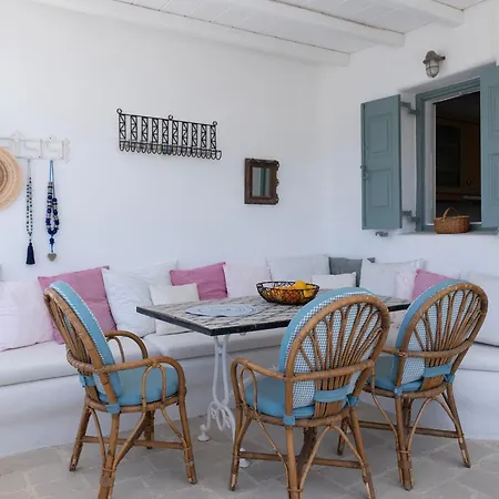 Apartment Mykonian Style W Shared Pool & Nighttime Security Guard
