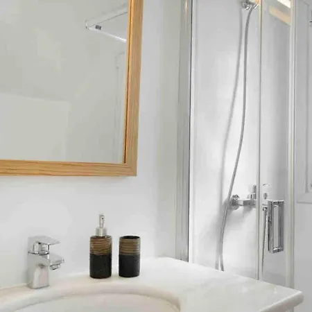 Mykonian Style W Shared Pool & Nighttime Security Guard Apartament