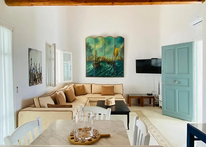 Mykonian Style W Shared Pool & Nighttime Security Guard