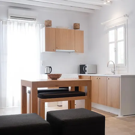 Mykonian Style W Shared Pool & Nighttime Security Guard Apartment Ornos (Mykonos)