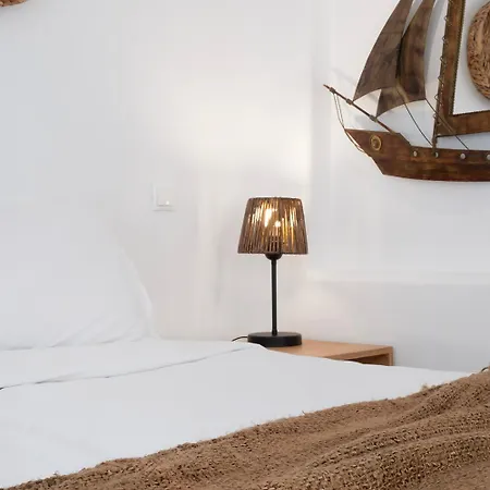 Apartment Mykonian Style W Shared Pool & Nighttime Security Guard Ornos (Mykonos)