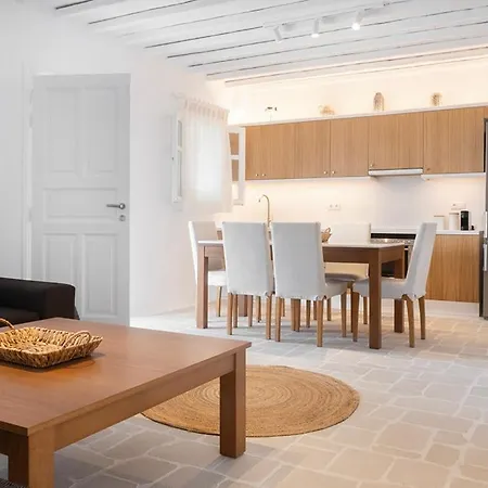 Mykonian Style W Shared Pool & Nighttime Security Guard Apartment Ornos (Mykonos)