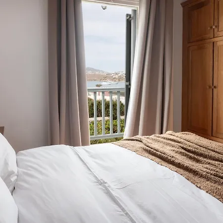 Mykonian Style W Shared Pool & Nighttime Security Guard Apartment Ornos (Mykonos)